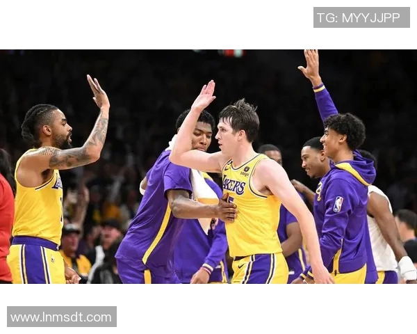 大阪樱花与广岛队激战正酣比分揭晓引发球迷热议