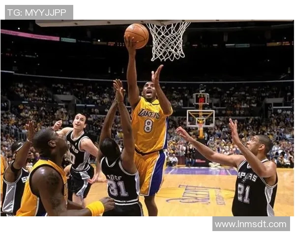 邓肯与吉诺比利的传奇篮球之路：共铸马刺辉煌时代的双子星