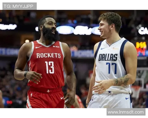 公牛队与火箭队激战在即12月12日篮球盛宴不可错过 公牛队与火箭队激战在即12月12日篮球盛宴不可错过